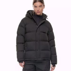 TNA Aritzia Super Puff